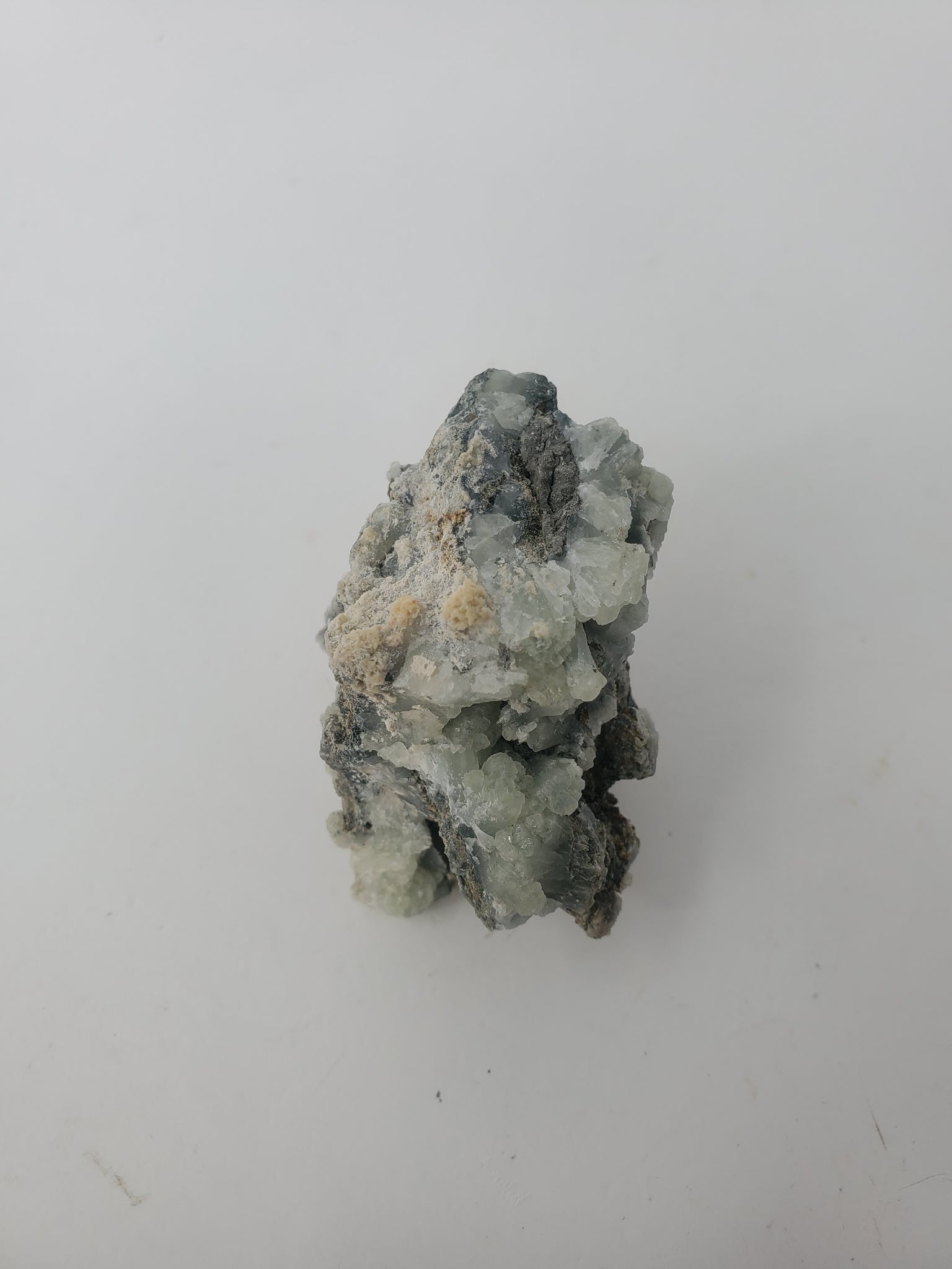 Raw prehnite