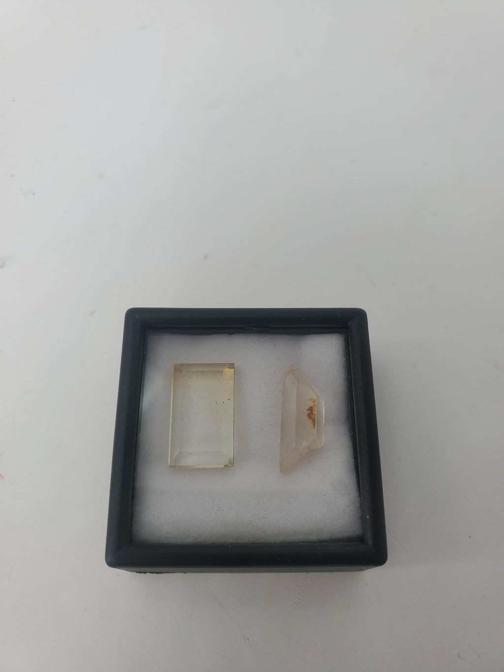 Raw and cut citrine set